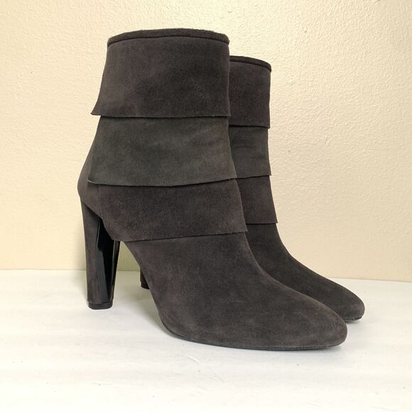 Stuart Weitzman "Skirts" Booties MISMATCH 9.5 10 Gray Suede Boots Heeled Layers - Picture 1 of 7
